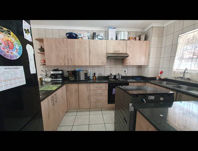 2 BEDROOM SECTIONAL TITLE FOR SALE IN NEW REDRUTH